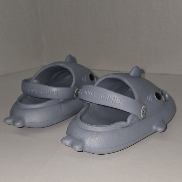 Kids Shark Design Shoes - Gray - Picture 6 of 15